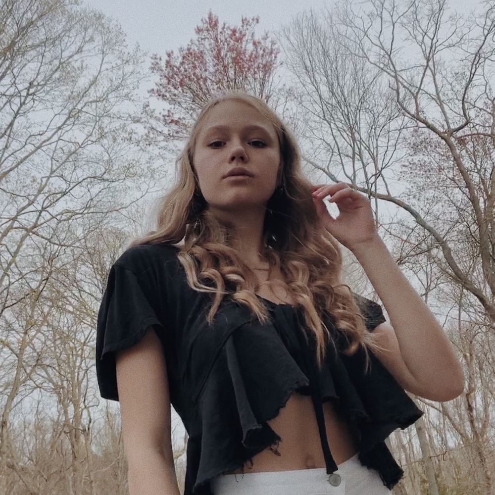 Meet your Posher, Julia